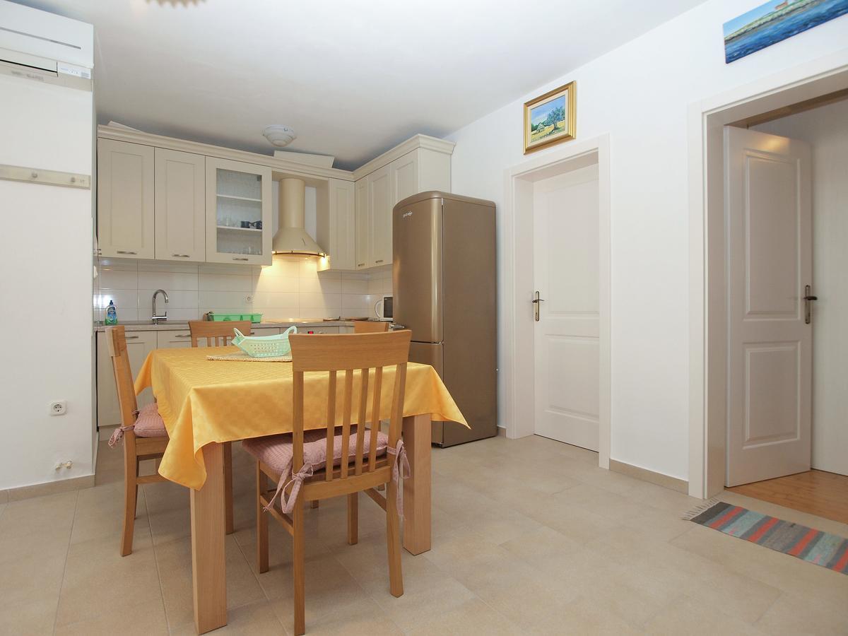 Apartments Ana 1707 Banjole Extérieur photo