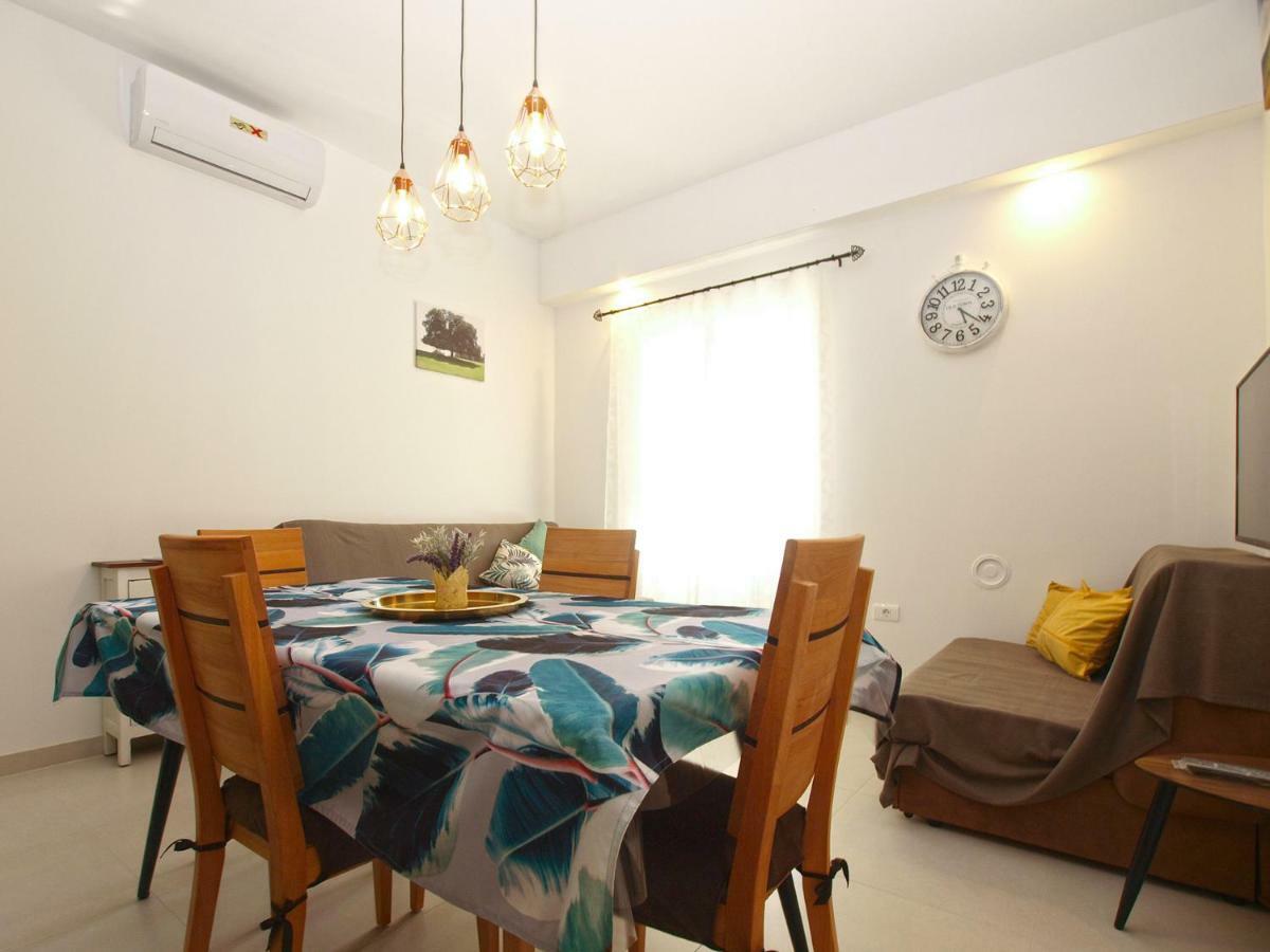 Apartments Ana 1707 Banjole Extérieur photo